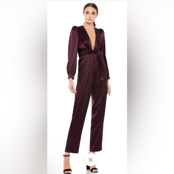 Ieena for Mac Duggal - A2647 V Neck Long Sleeve Jumpsuit Sz...